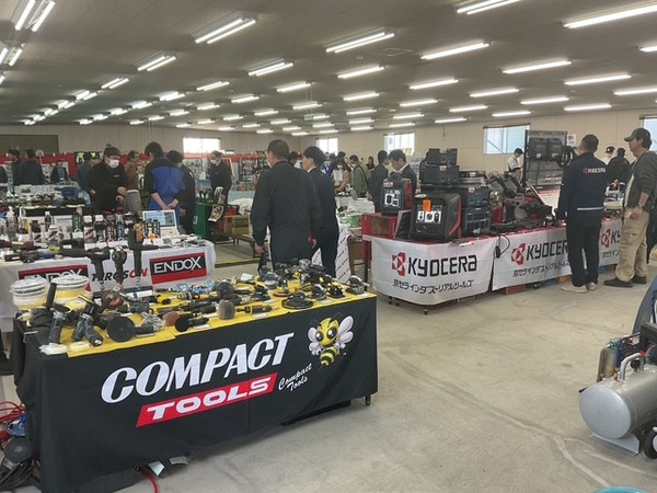 鴨沢塗料株式会社様展示会に出展させていただきました。